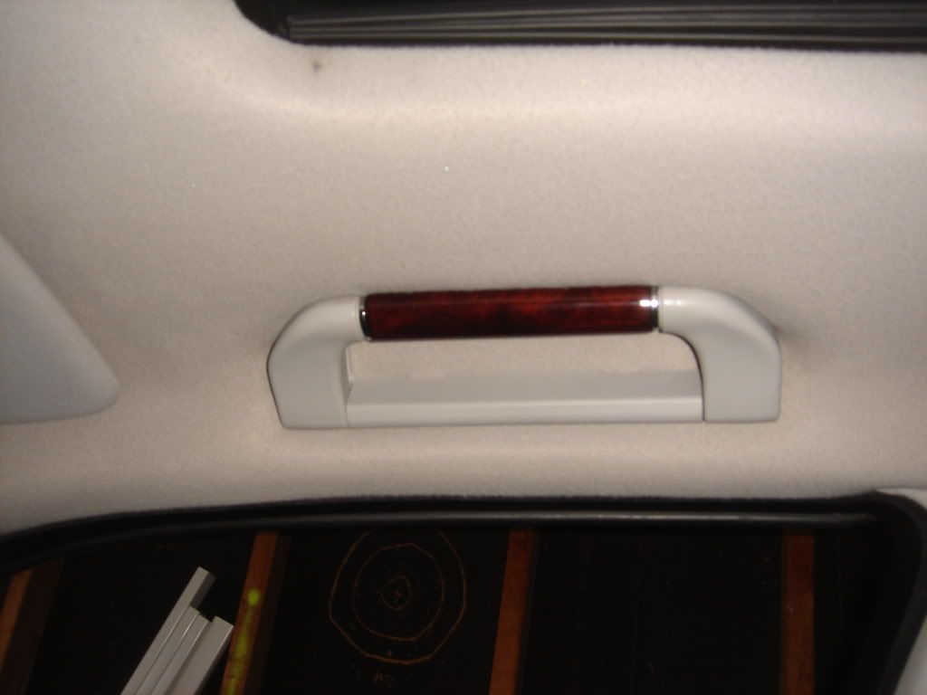 750iL Wood Grain Grab Handles / Vavona?